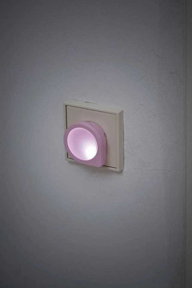 Brennenstuhl LED-Nachtlicht Set mit Dämmerungssensor Hellblau Pink Weiß - Bild 3