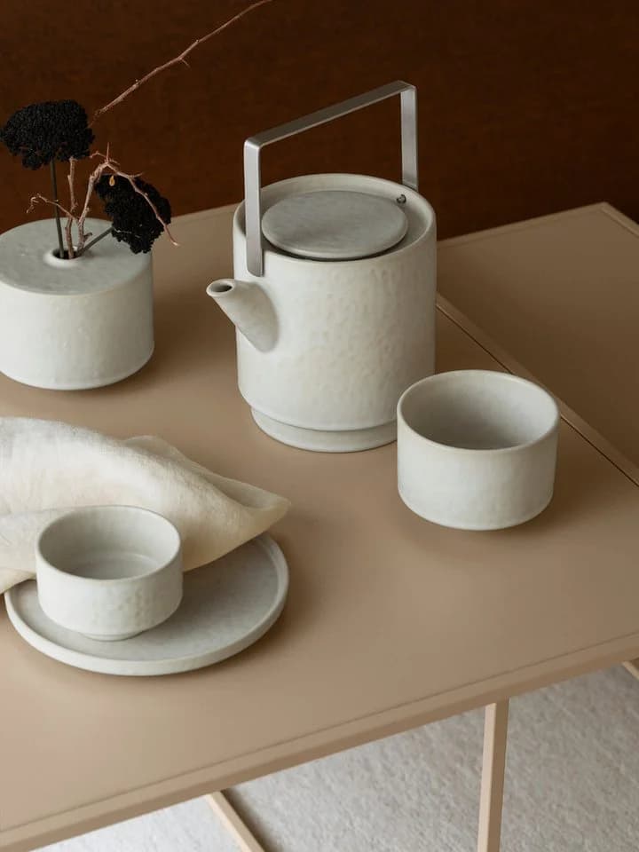 blomus Dekovase MAKOTO Beige Matte Glasur Unikat