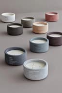 blomus Duftkerze FRAGA Beton-Optik Sojawachs Taupe Bild 1