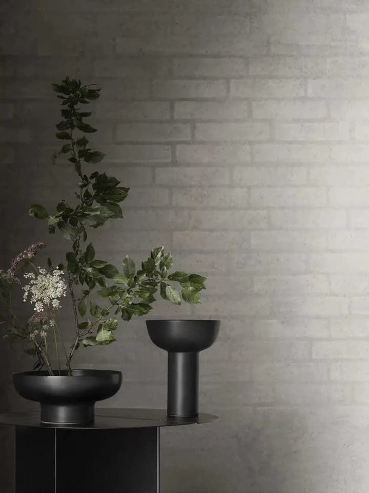 blomus Dekovase MIYABI Japanische Ikebana-Vase Schwarz Steingut