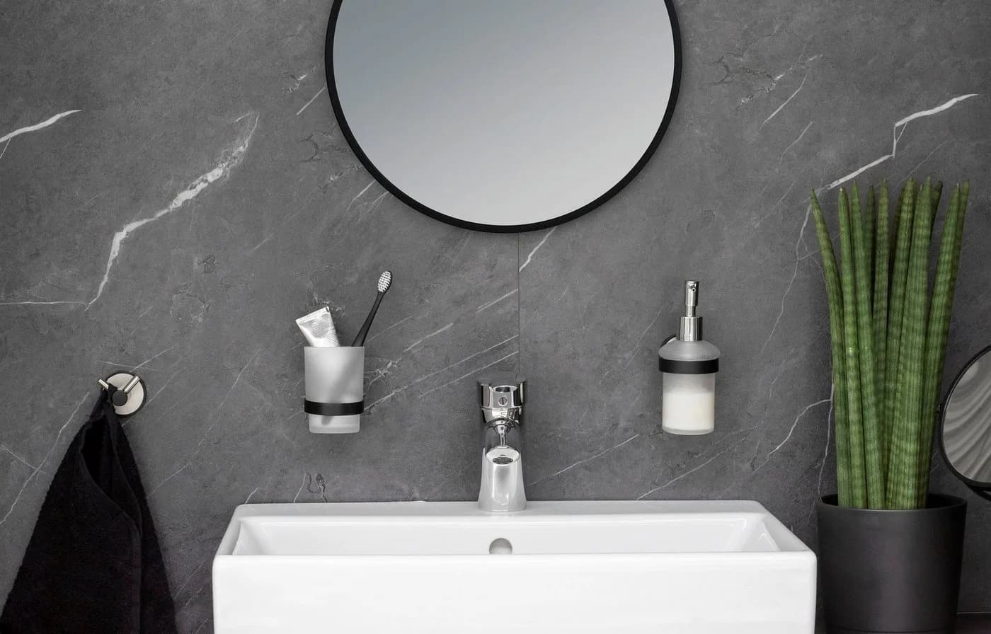 WENKO Doppelhaken UV-Loc® Udine Edelstahl Schwarz/Silber - Bild 5