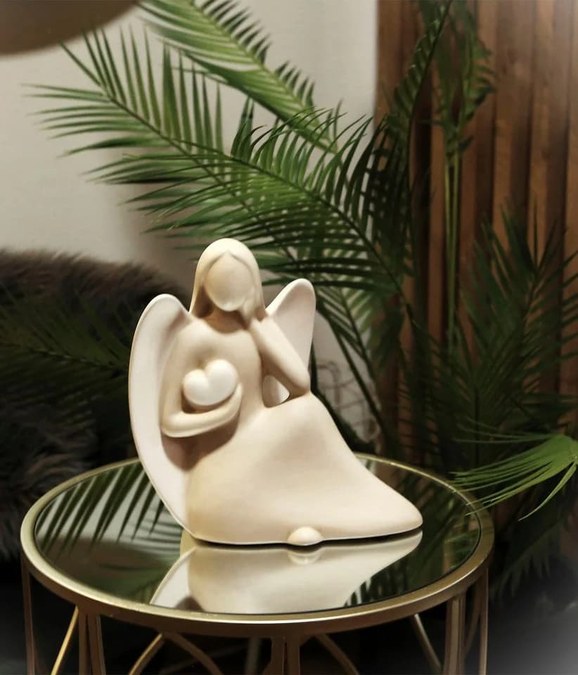 Gilde Engelfigur "Gabi" mit Herz Keramik Creme Weiß - Bild 3