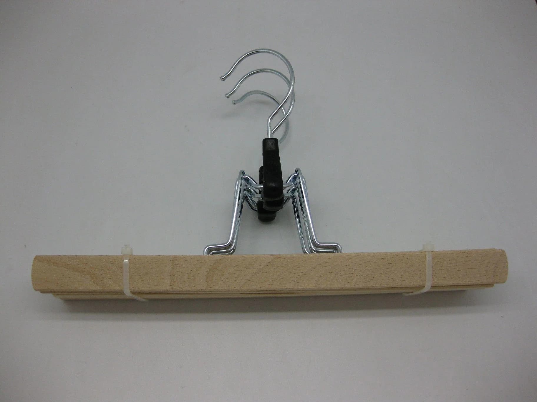 Hosenbügel 3-er Set Buche Silberfarbener Haken