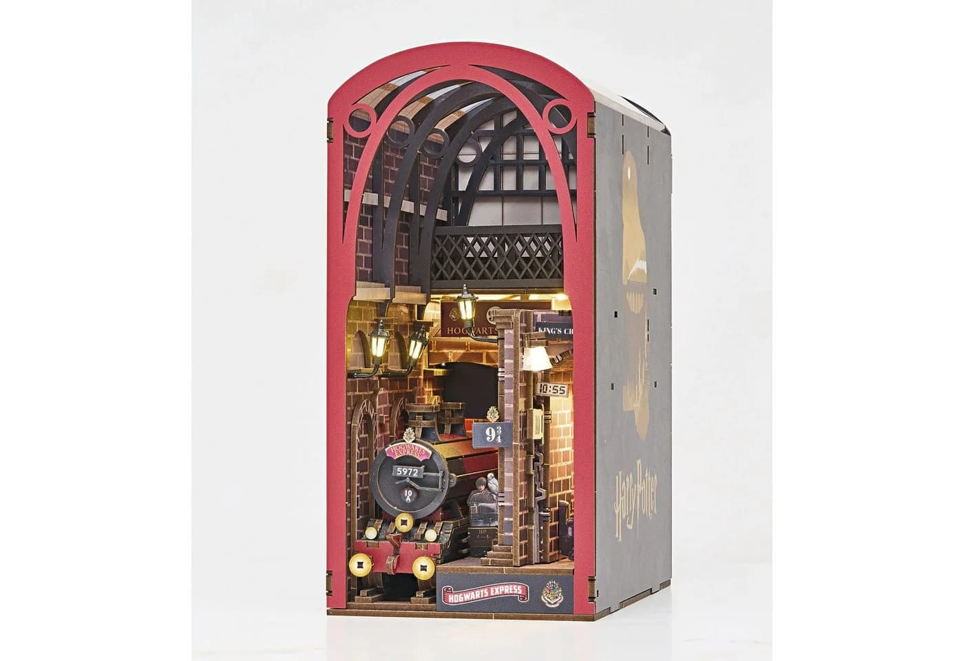 Revell Tiny Adventures Harry Potter Hogwarts Book Nook 3D Holzpuzzle mit LED - Bild 5