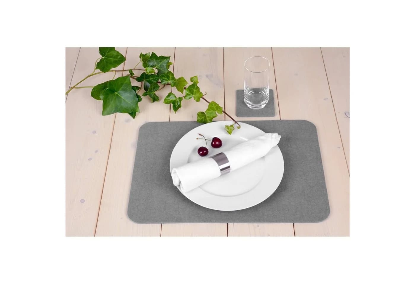 GRÄWE Platzset Grau 4-tlg. mit Glasuntersetzer