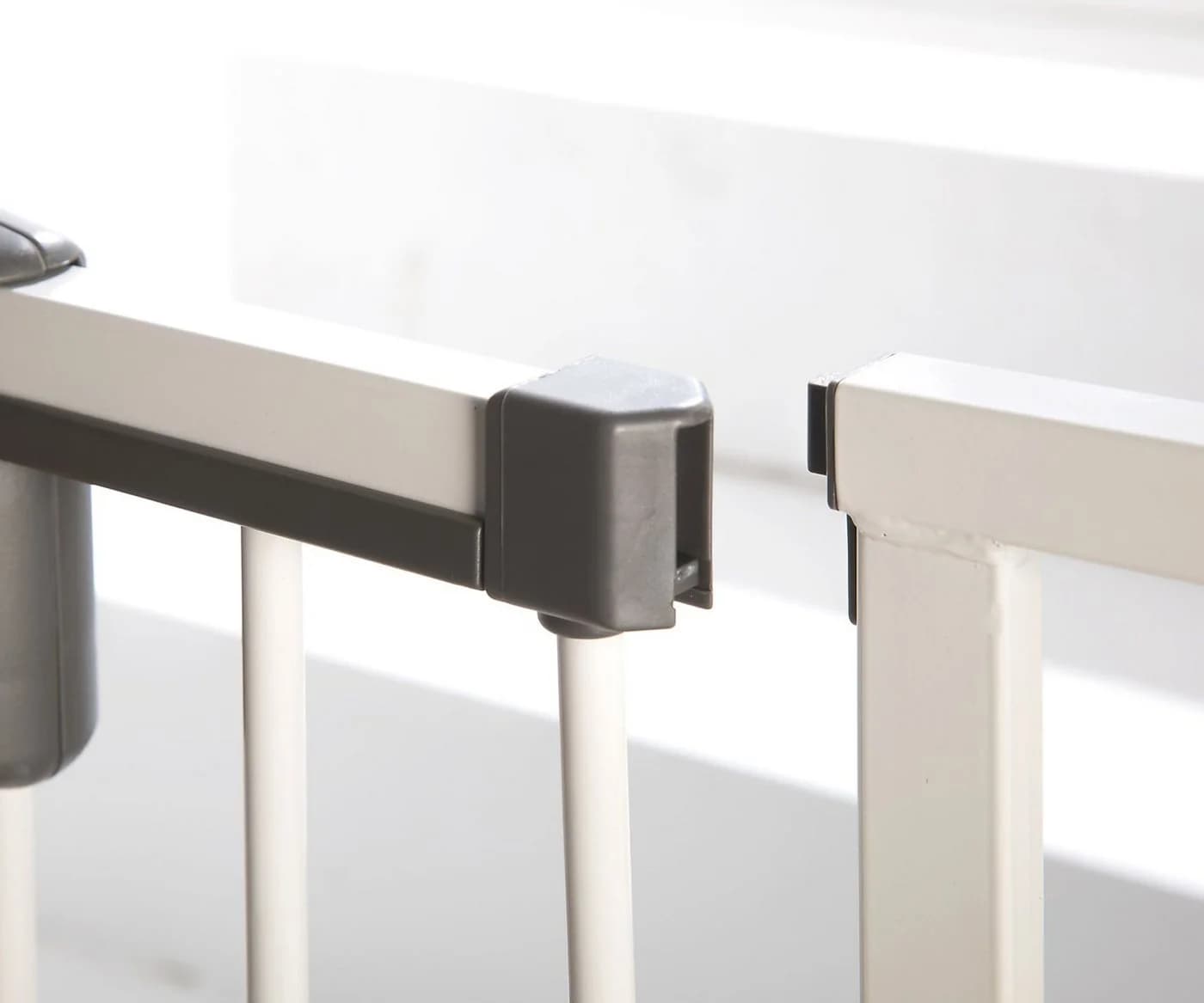 Geuther Türschutzgitter Easylock Modernes Design - Bild 5