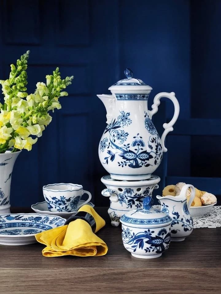 Hutschenreuther Frühstücksteller Blau Zwiebelmuster mit Fahne 19 cm - Bild 4
