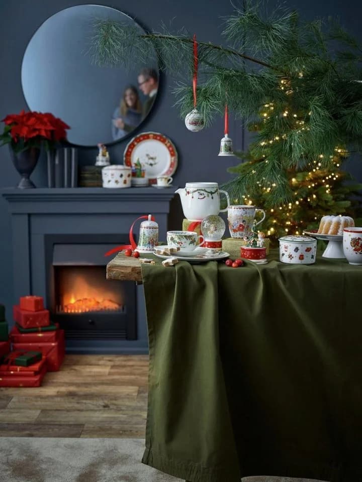 Hutschenreuther Suppenteller Happy Wintertime Red 23cm