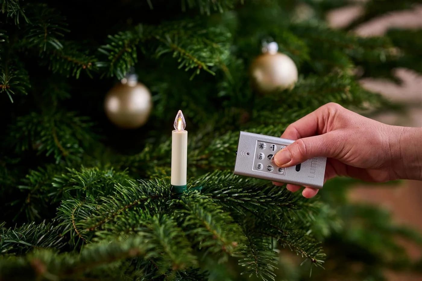 LUMIX LED-Christbaumkerzen SuperLight Flame Mini Basis Elfenbein - Bild 5