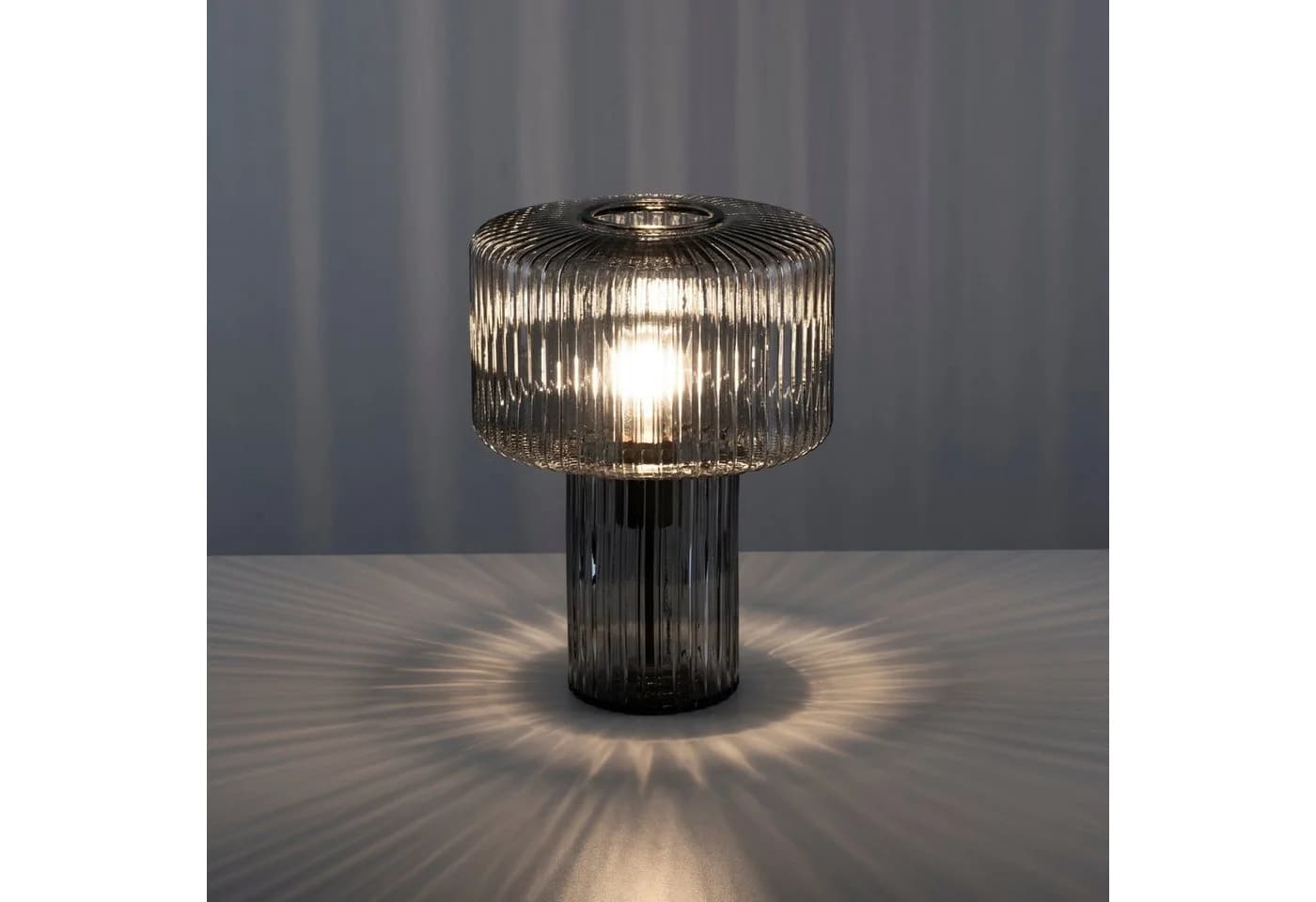 Paul Neuhaus Tischleuchte FUNGUS, rauchgrau, Glas, 34 cm - Bild 4