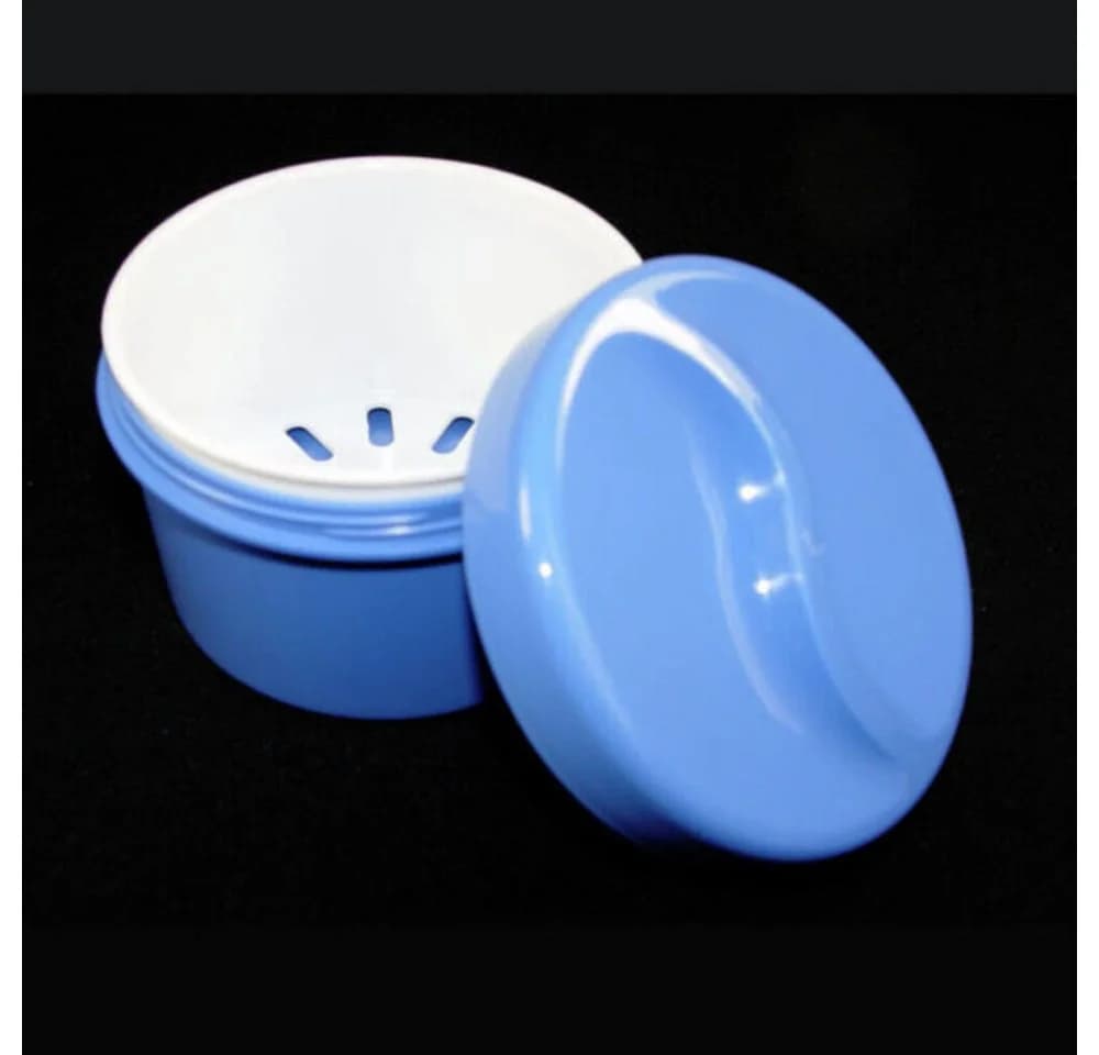 Dr. Junghans Medical Prothesenbehälter mit Siebeinsatz und Deckel - Bild 4