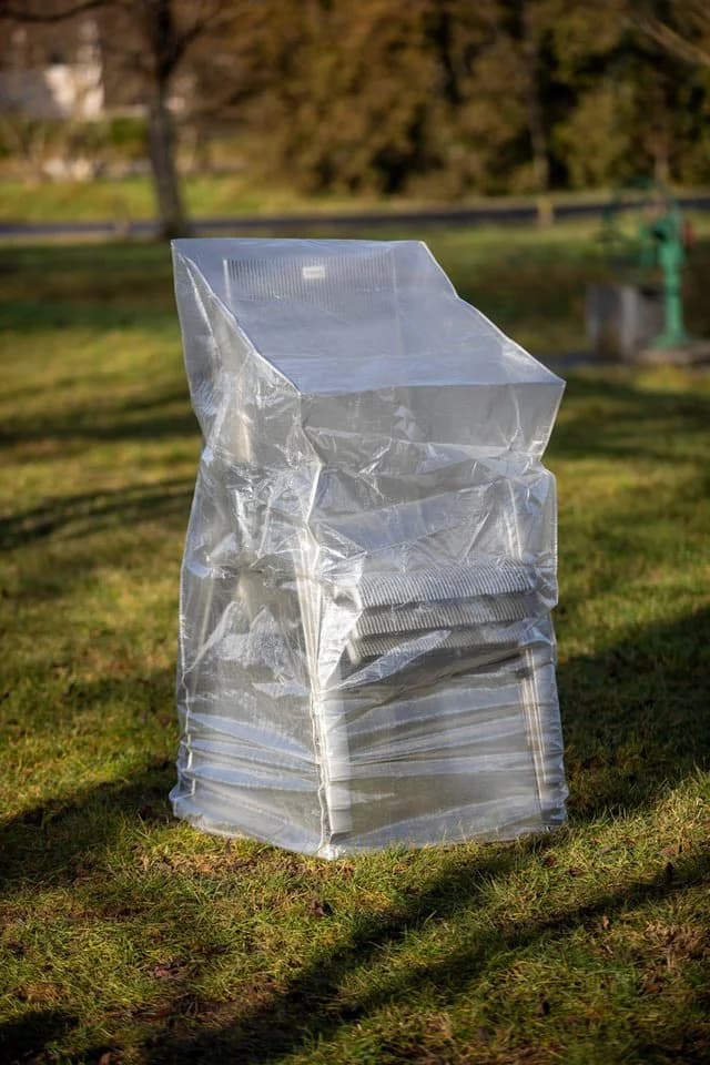 Schutzhülle für Stapelsessel Transparent Mömax DE