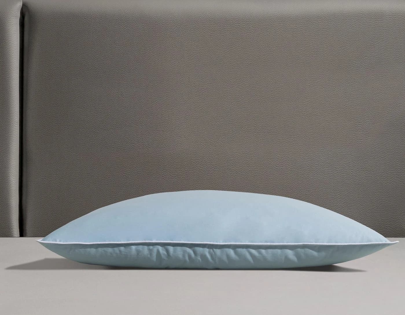 RIBECO Federkissen Leon 80x80 cm Blau Federn Daunen