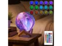 Casativo 3D Mondlampe 15cm Dimmbar mit Fernbedienung & Holzfuß, 16 Farben Bild 2