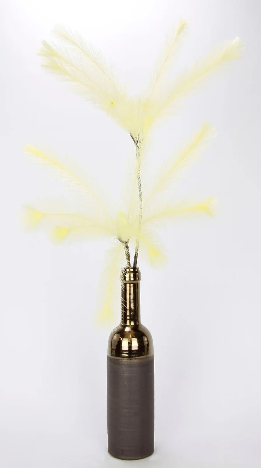 I.GE.A. Kunstzweig Federzweig Beige mit Keramikvase