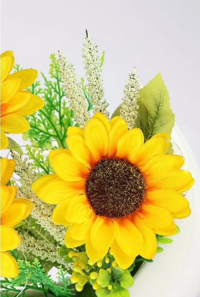 I.GE.A. Kunstblumen-Gesteck Sonnenblumen mit LED-Licht in Keramikschale - Bild 4