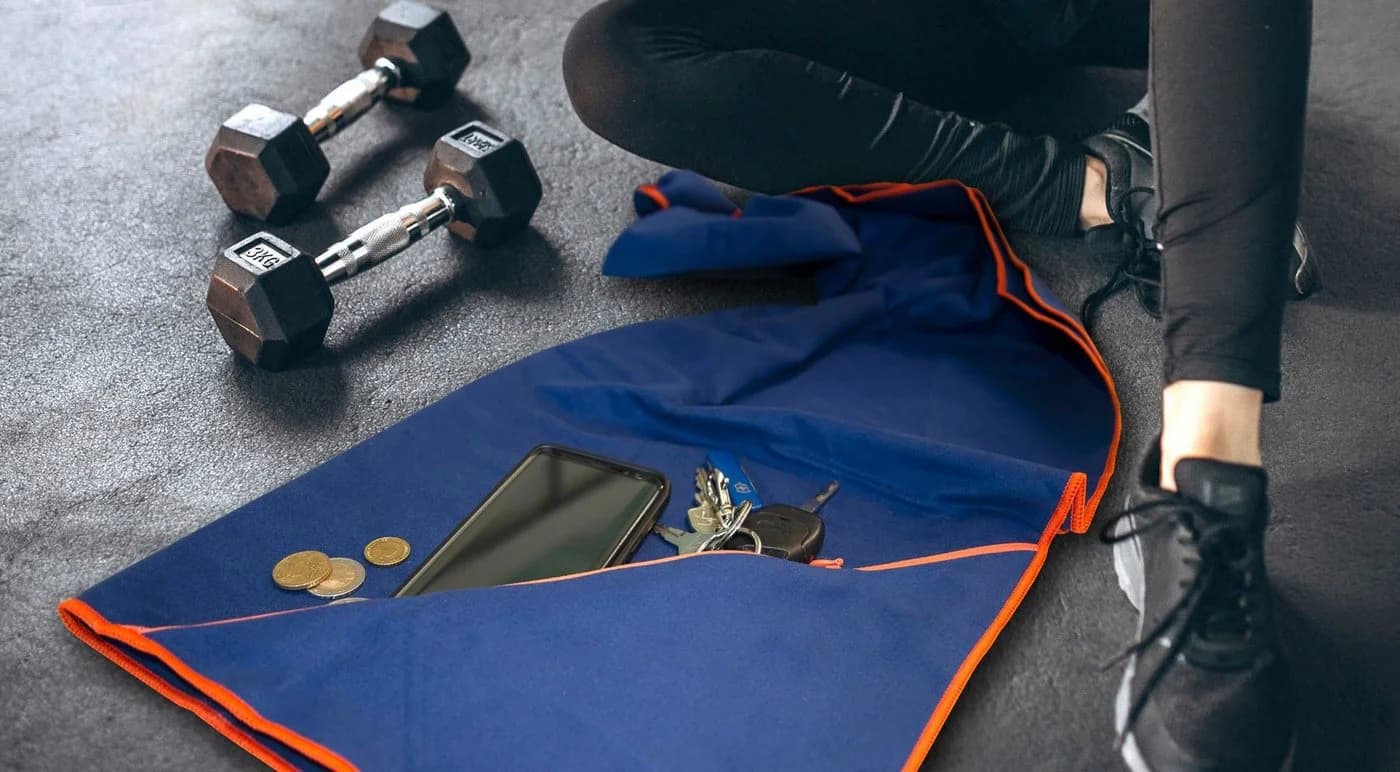 Dyckhoff Sporttuch Microfaser Uni Dunkelblau mit Tasche - Bild 5