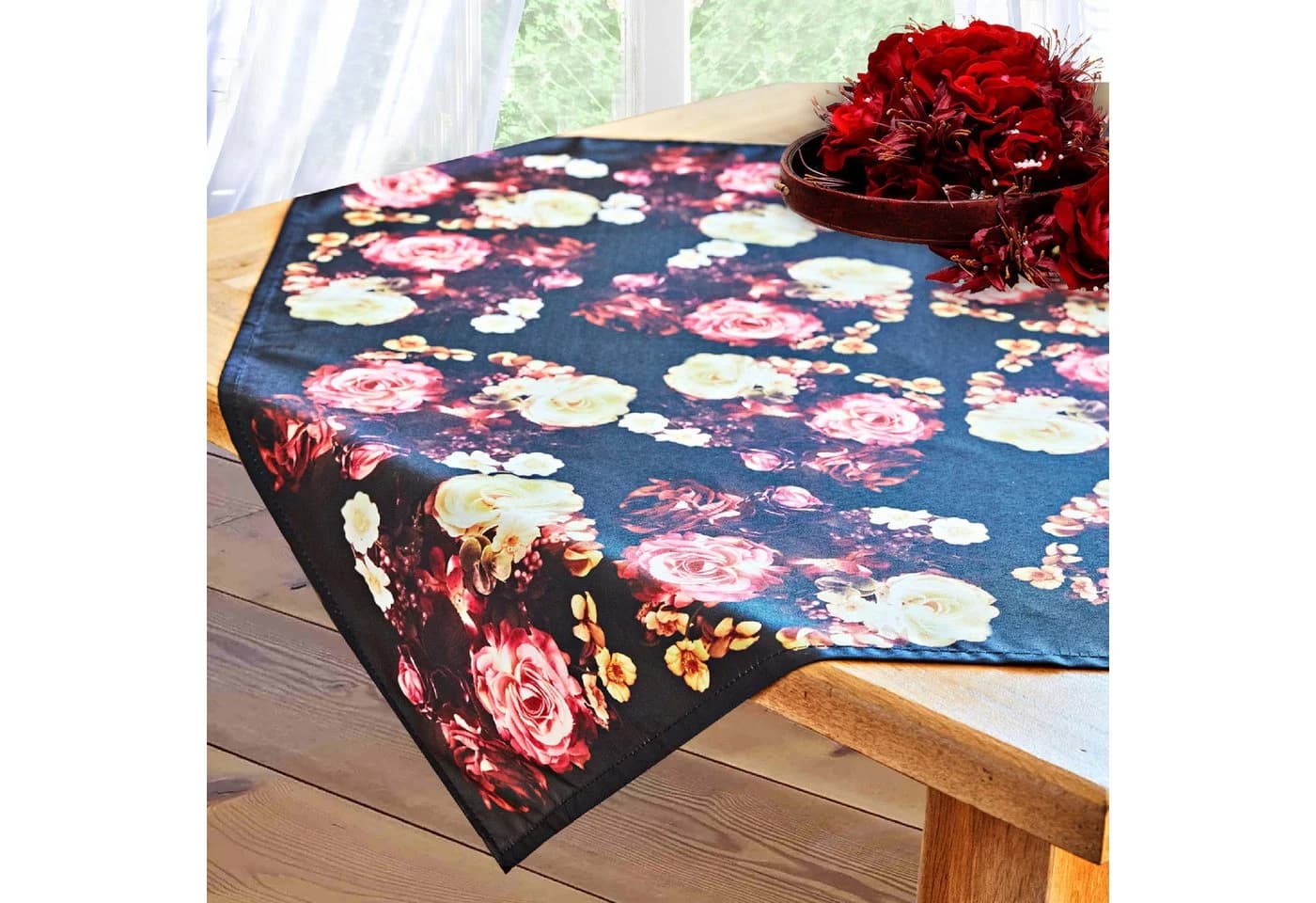 Delindo Lifestyle Mitteldecke Tischdecke "Edelrose" Digitaldruckdesign