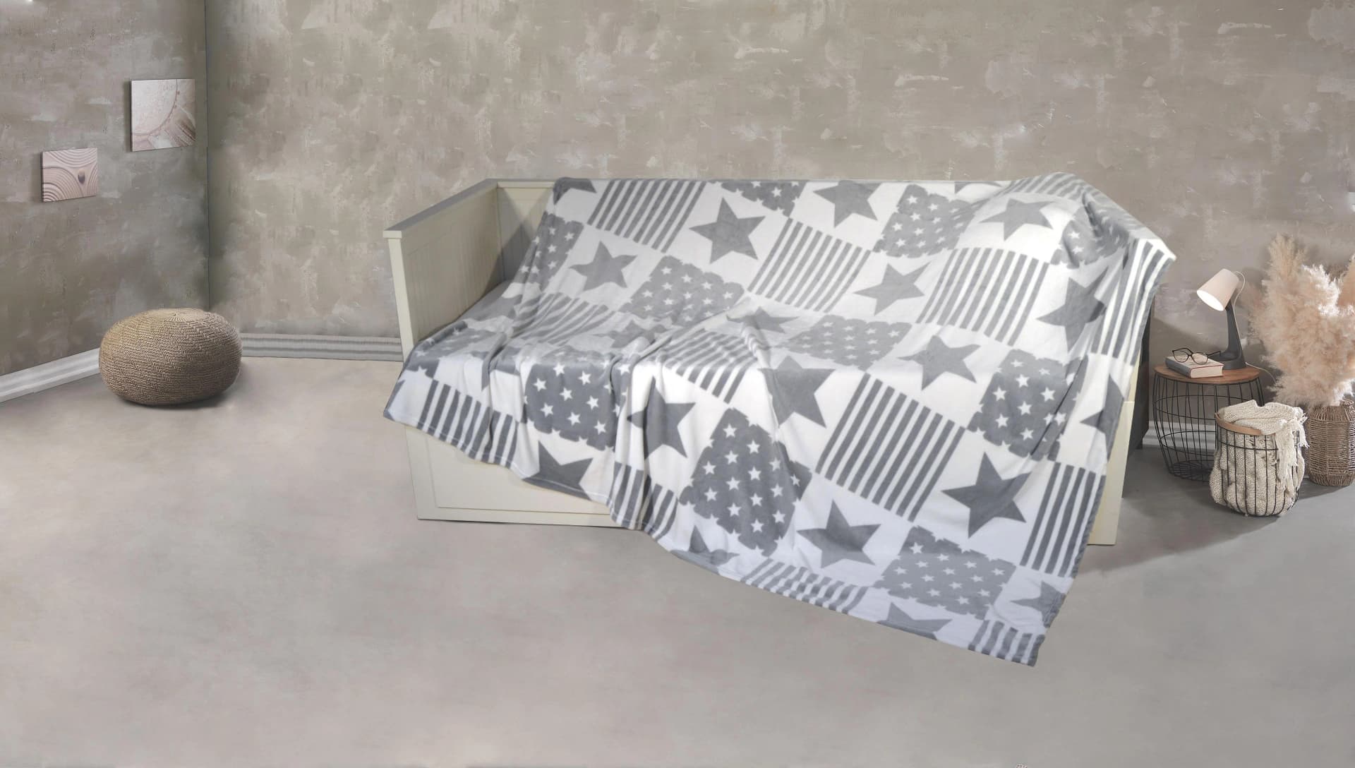 KINZLER Wohndecke XXL Sterne-Karo Grau Weiß Polyester