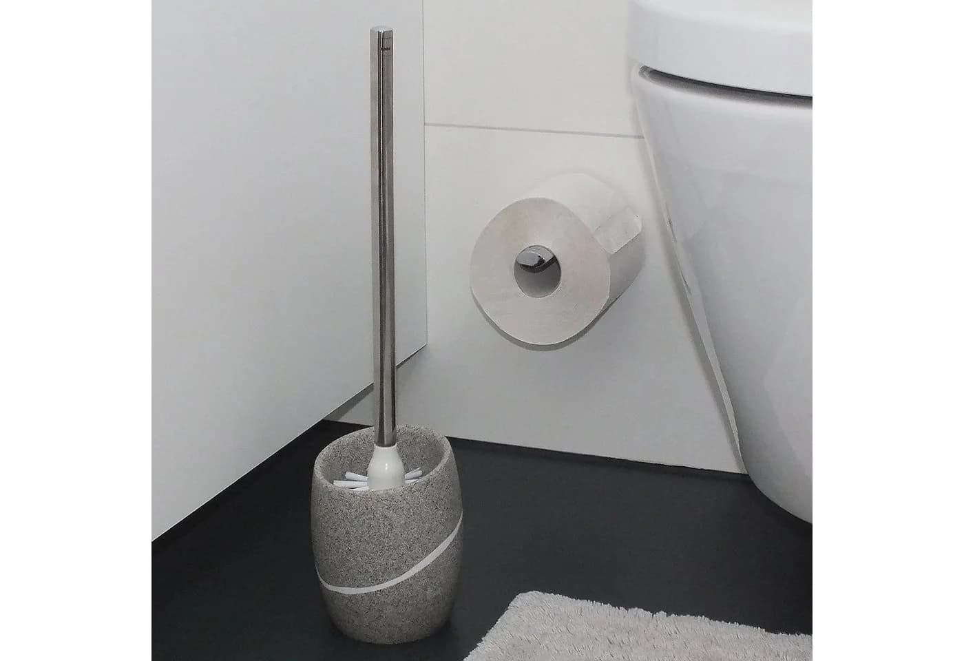 Moderne WC-Garnitur aus Polyresin in Weiß und Beige