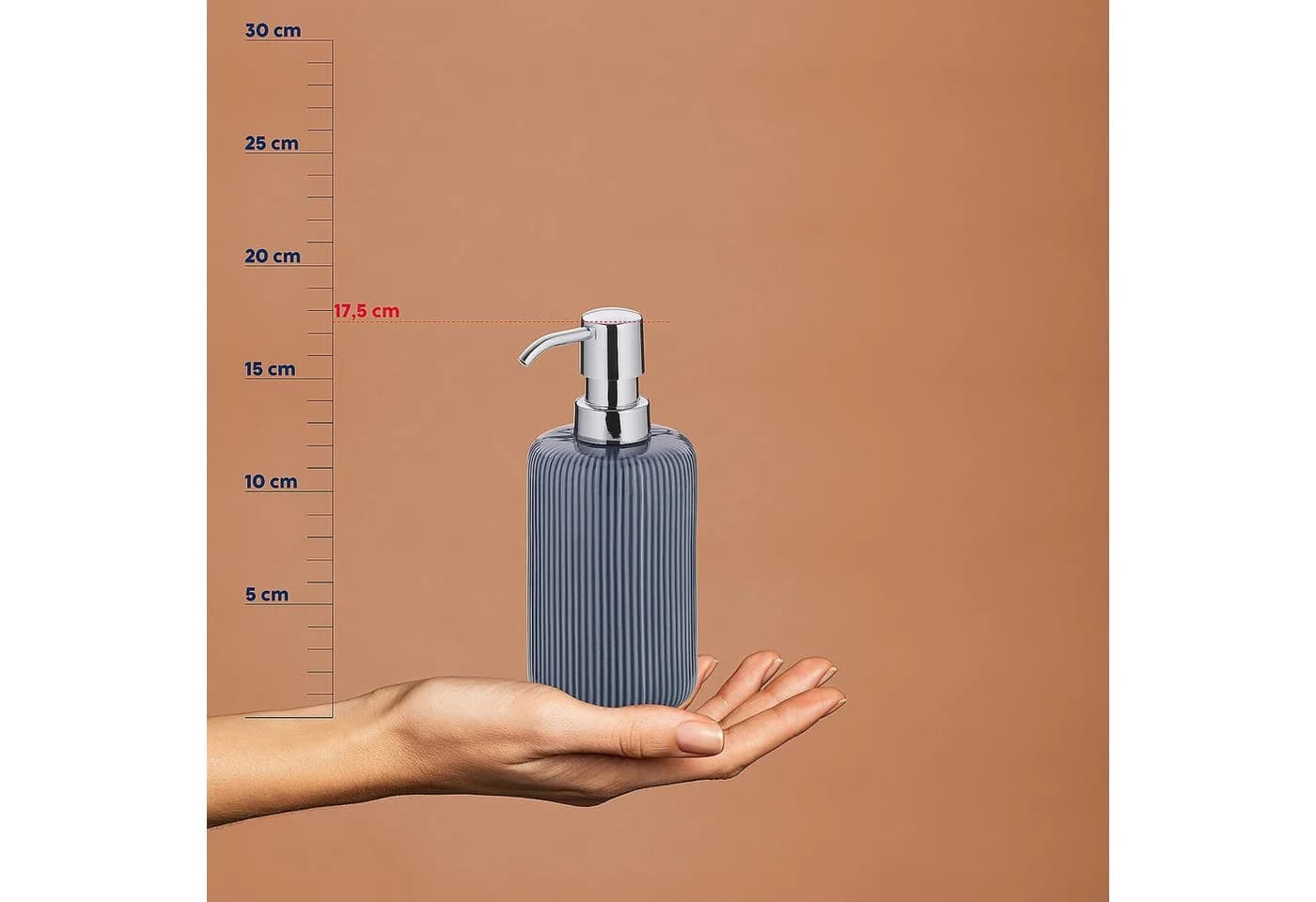 kela Seifenspender Ava Keramik 350 ml Rauchblau - Bild 4