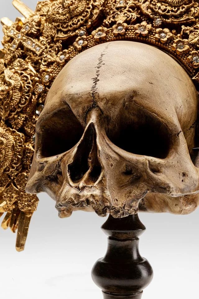 Kare Design Dekoobjekt King Skull 42cm Gold - Bild 3