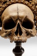 Kare Design Dekoobjekt King Skull 42cm Gold Bild 4