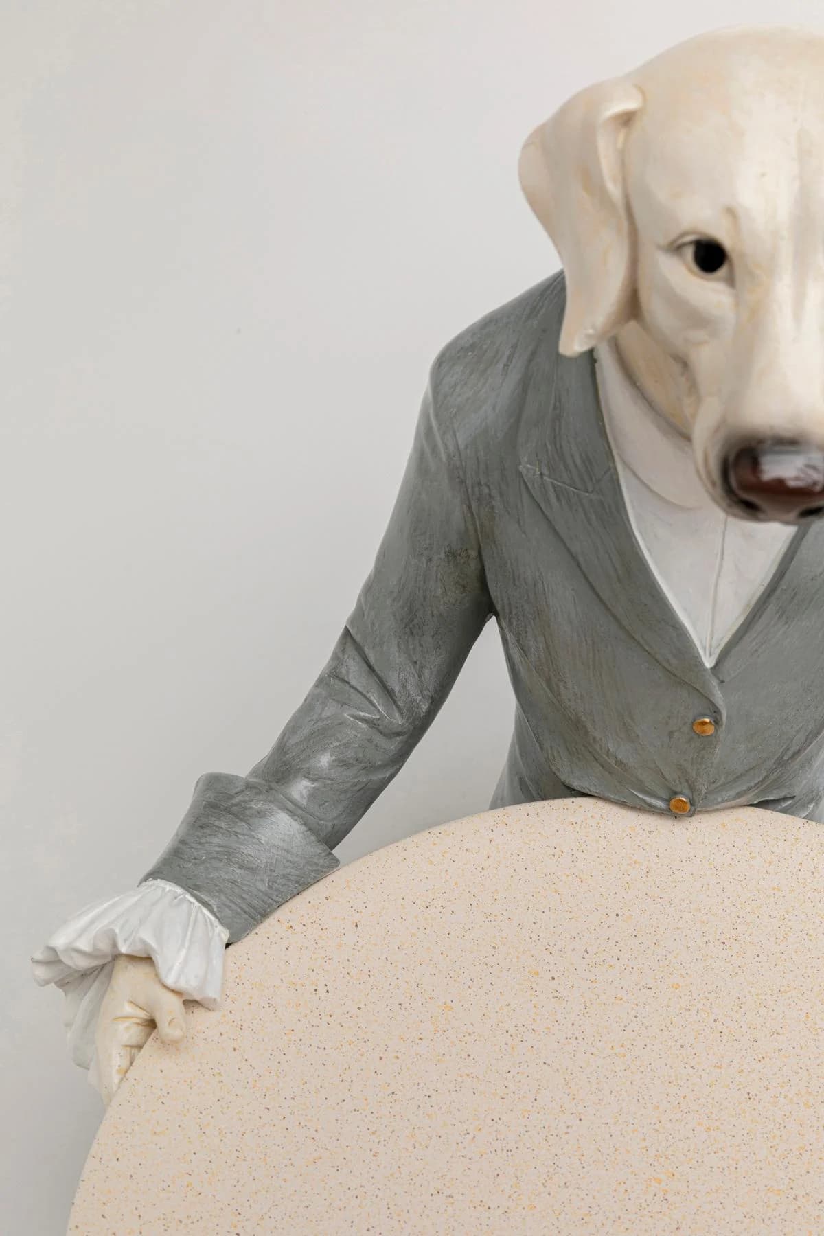 KARE DESIGN Dekofigur Gentleman Dog Tray Grau