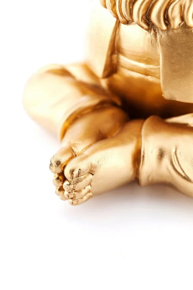 KARE DESIGN Dekofigur Zwerg Meditation Gold - Bild 3