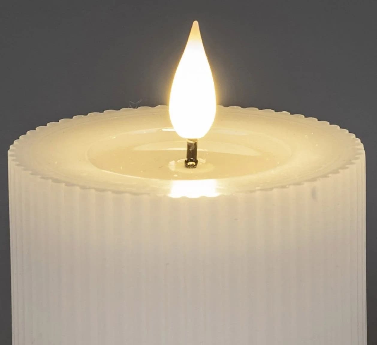 formano LED-Kerze Streifen Weiß mit Timerfunktion