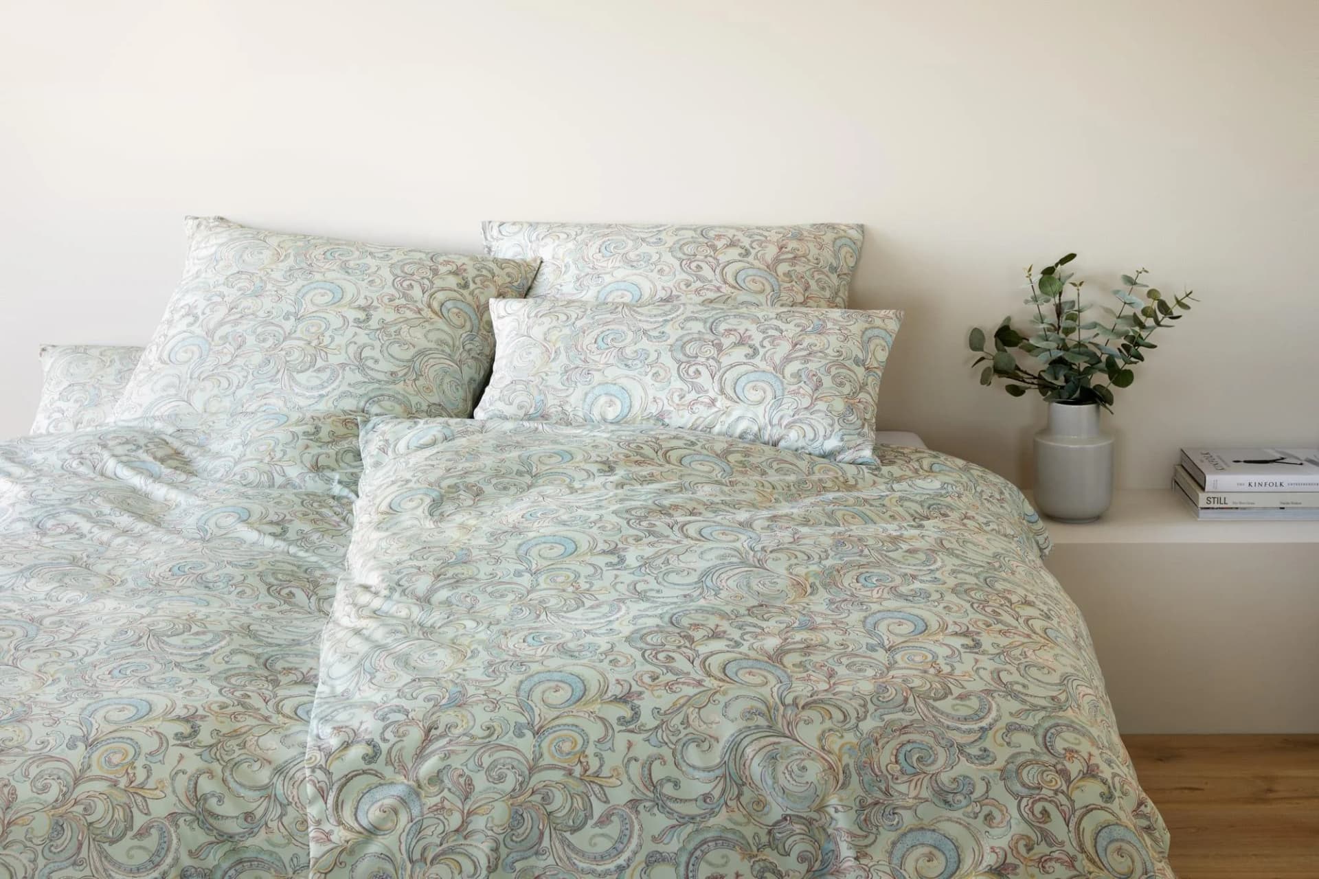 Elegante Bettwäsche Grace zartgrün Mako-Jersey Paisleymuster