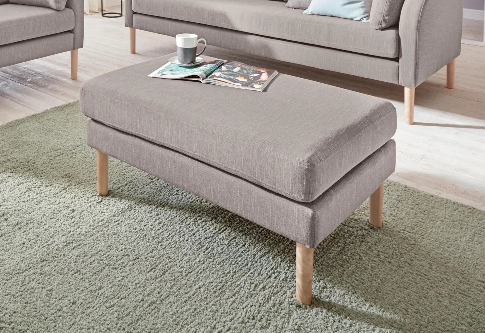 Hocker ANDAS "Grenzda" Beige Grau Massivholz Füße Skandinavisches Design