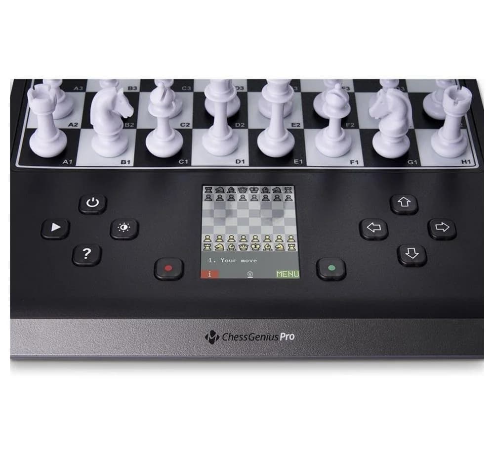 Millennium Chess Genius Pro M815 Schachcomputer mit Farbdisplay