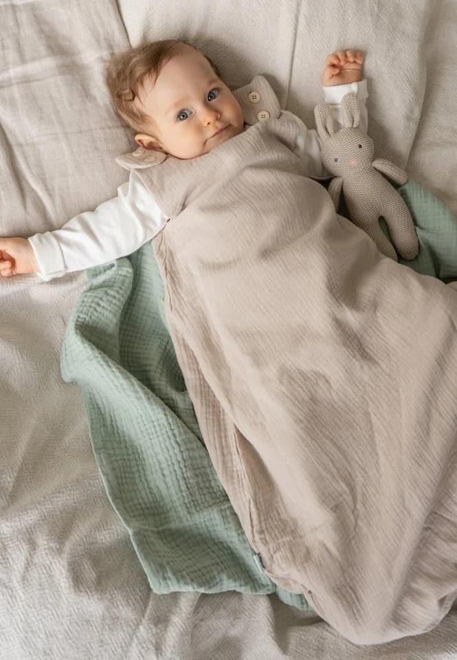 Liliput Babyschlafsack aus atmungsaktivem Musselin Beige