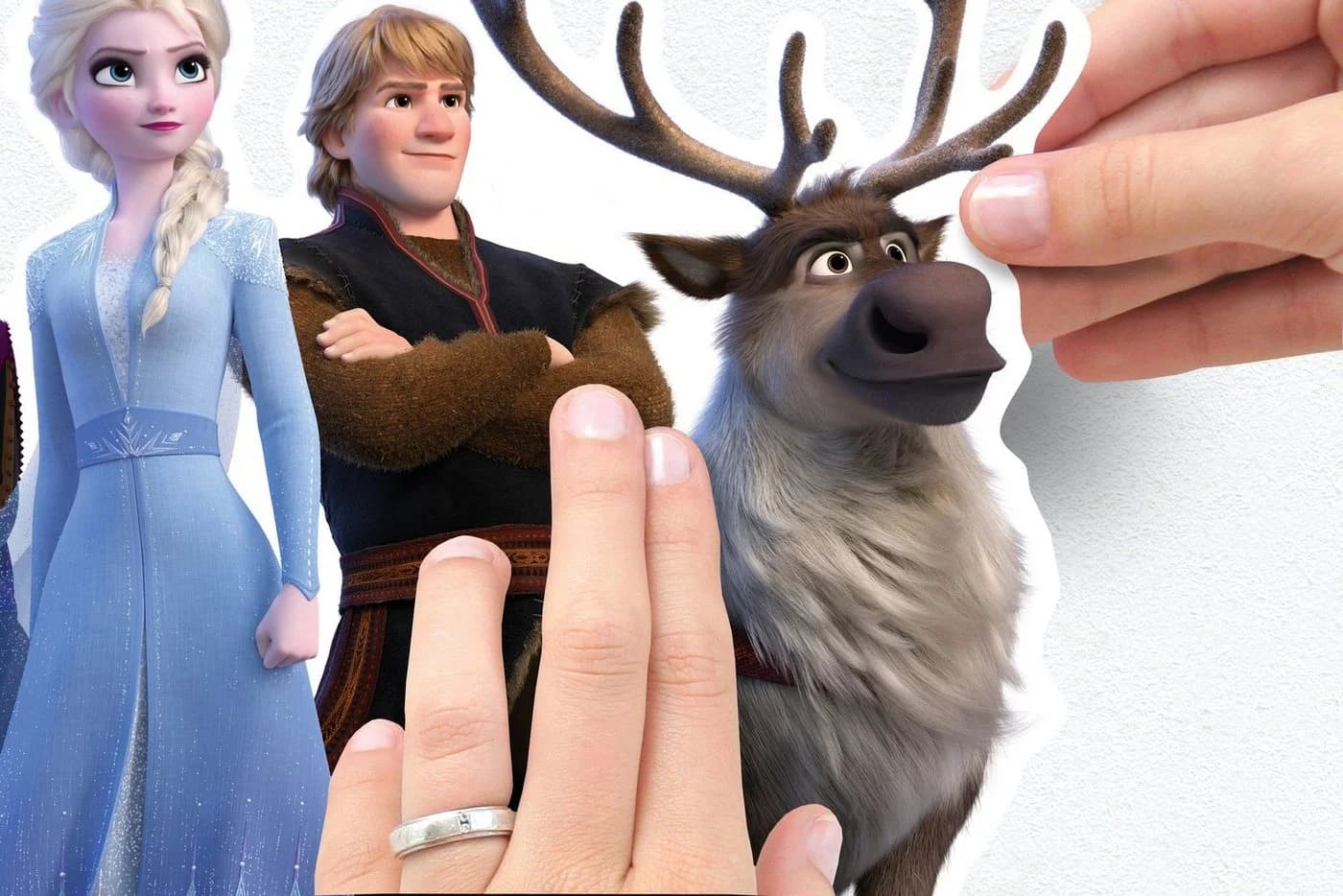 Komar Wandtattoo Frozen 2 - Forest Spirit - Größe 50 x 70 cm (4 St), selbstklebend, Wandsticker, Kinderzimmer - Bild 3