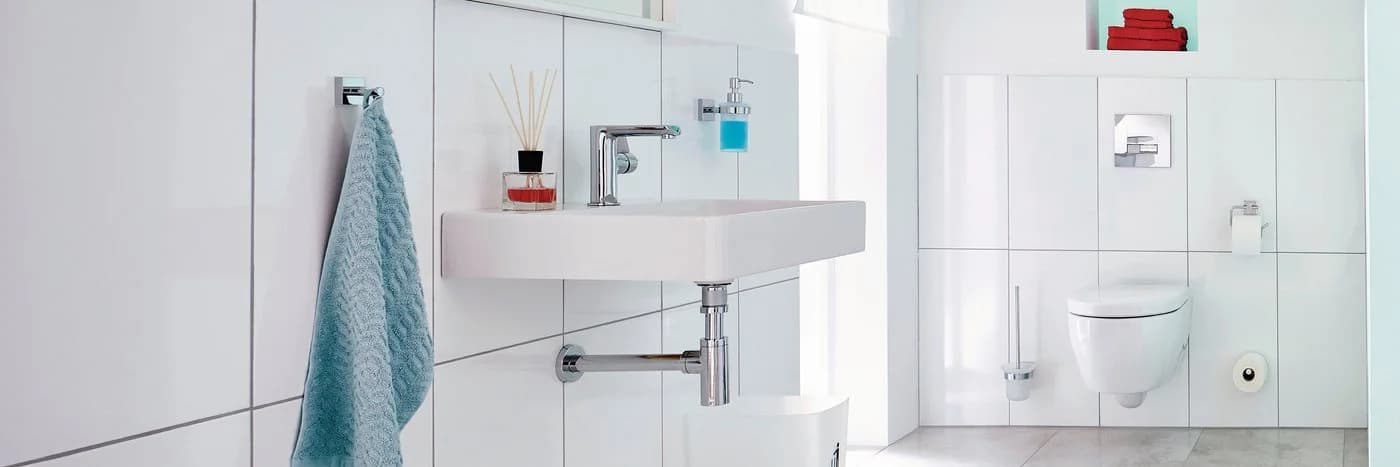 tesa Toilettenpapierhalter EKKRO selbstklebend silber