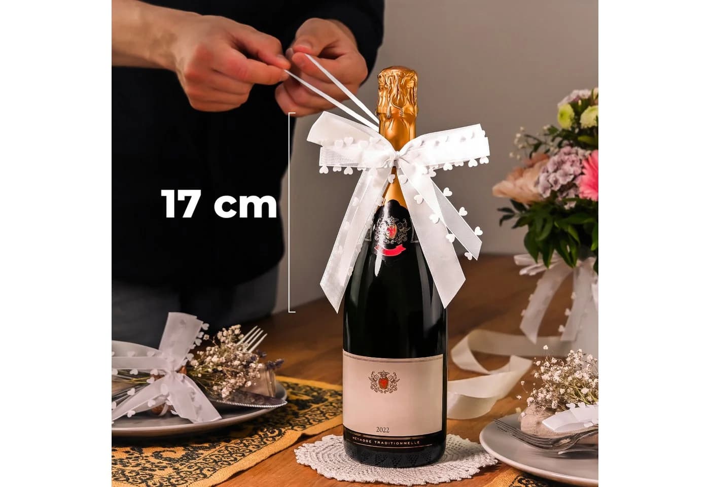 Praknu Dekoobjekt 25 Antennenschleifen Weiß Satinband Hochzeit - Bild 4