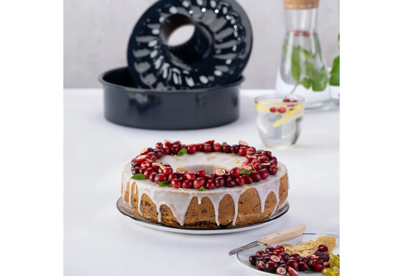 Dr. Oetker Garantieform Ø 26cm Emaille Nachtblau mit Flach- und Rohrboden
