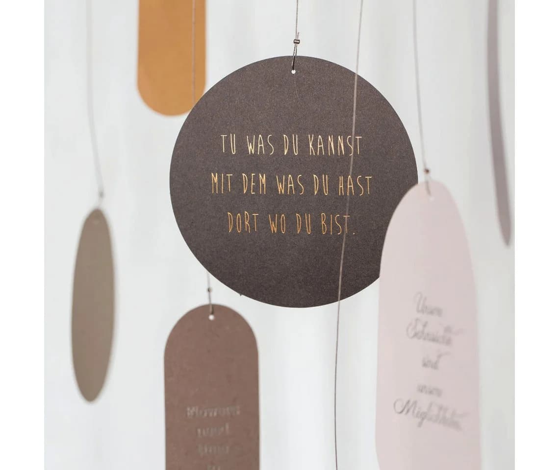 Räder Design Dekoobjekt Aufhänger Poesiezweig Motivierender Schriftzug - Bild 3