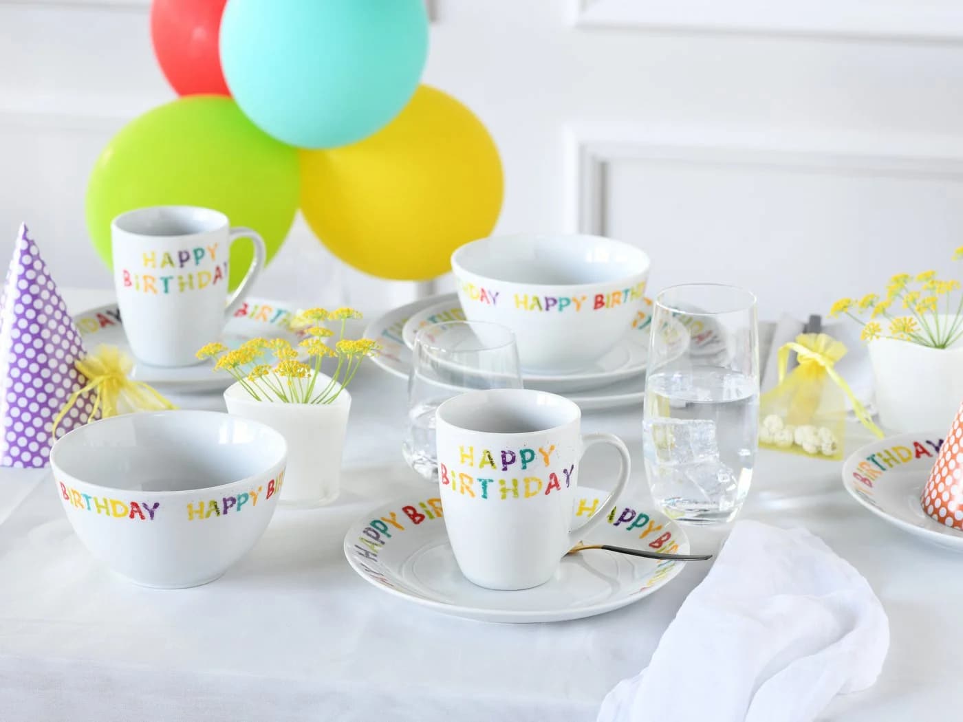 CREATABLE Kombiservice Happy Birthday 10-tlg. Porzellan bunt