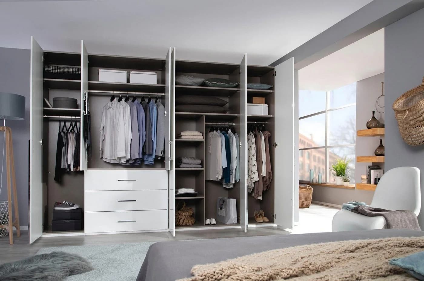 Rauch MONTCLAR Drehtürenschrank Weiß Hochglanz Groß - Bild 2