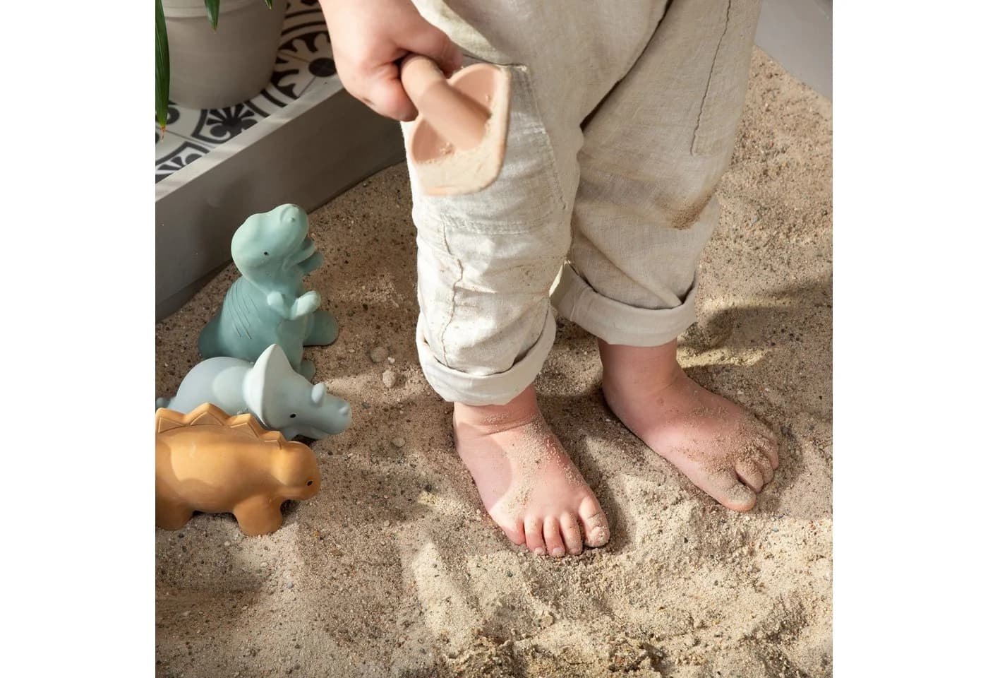 MUDDY BUDDY® Sandkasten Cozy House - Bild 4