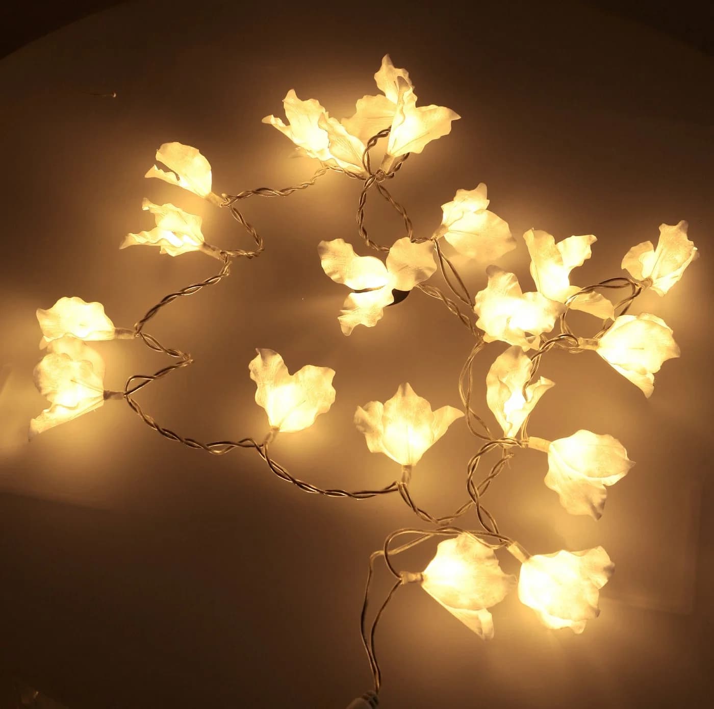 Guru-Shop LED-Lichterkette Exotische Lotusblüten Weiß