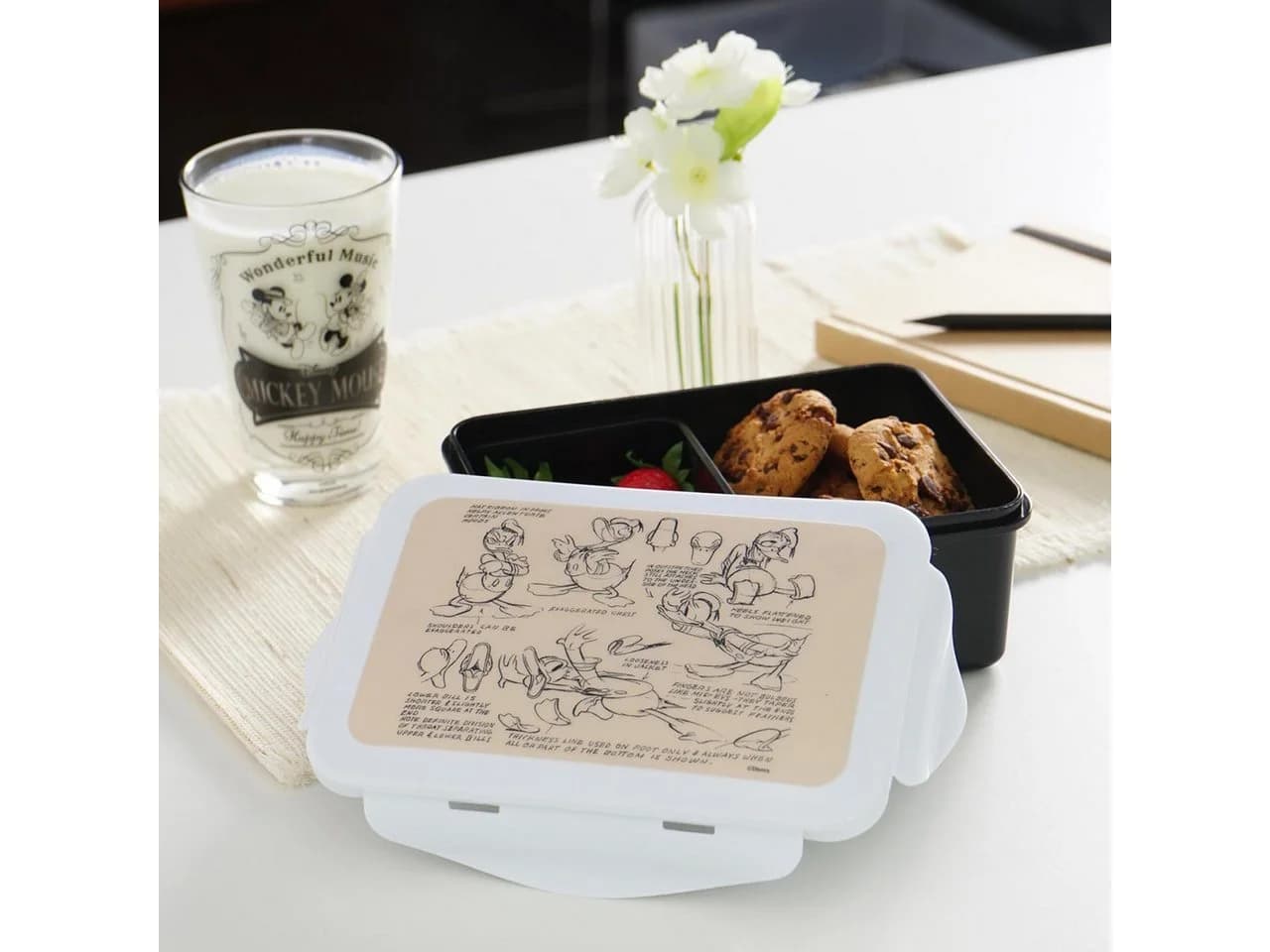 Geda Labels GmbH Lunchbox Donald Duck Vintage Schwarz PP