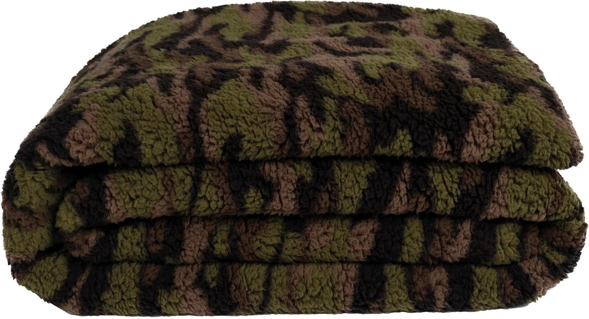 ZOEPPRITZ1828 Wohndecke Reborn Camouflage Forest Kunstfell