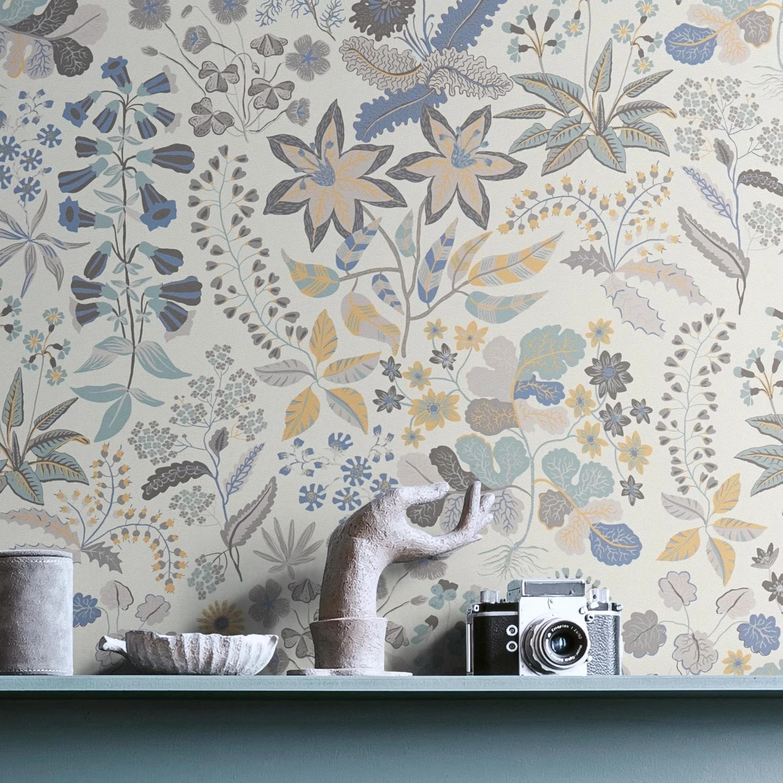 Livingwalls Vliestapete Bunte Blumenwiese Blau Floral