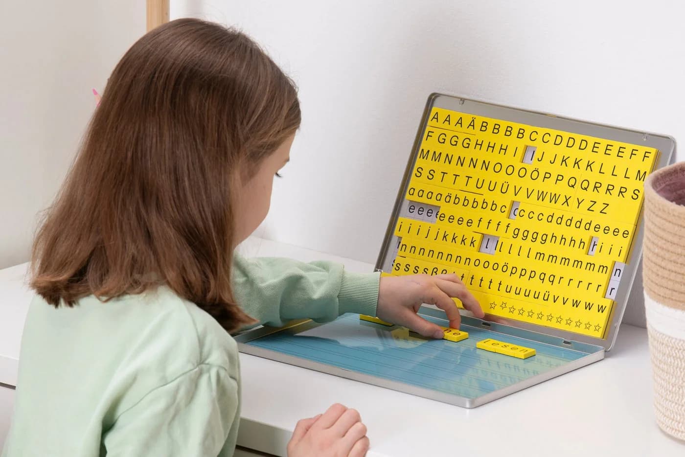 Betzold Lese-Magnetbox 213 Buchstabenblöcke Bunt Stahlblechkasten - Bild 5