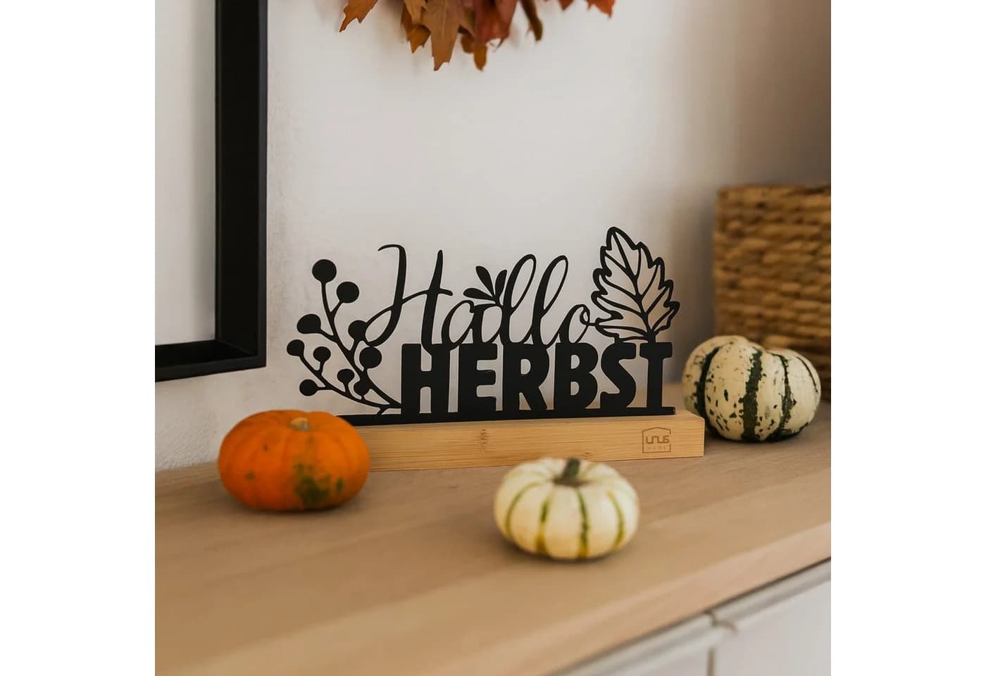 UNUS HOME Dekofigur Aufsteller Hallo Herbst Metall Schwarz Bambus Sockel