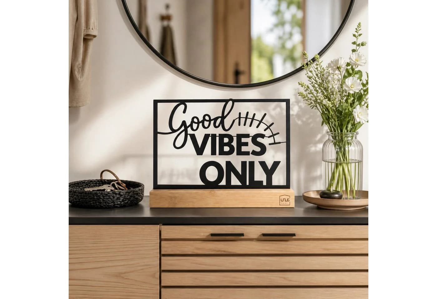 UNUS HOME Deko Aufsteller Good Vibes Only Metall Holz Schwarz