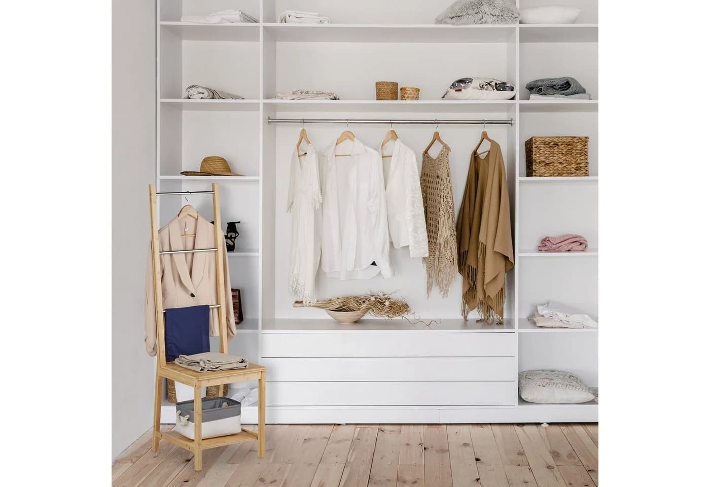 relaxdays Herrendiener Stuhl Bambus & Silber - Bild 5